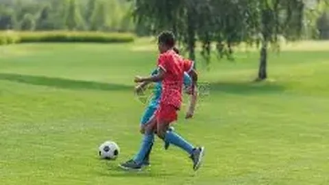 皇马3-2逆袭，姆巴佩双响助力，水晶宫、森林绿队挺进足总杯四强